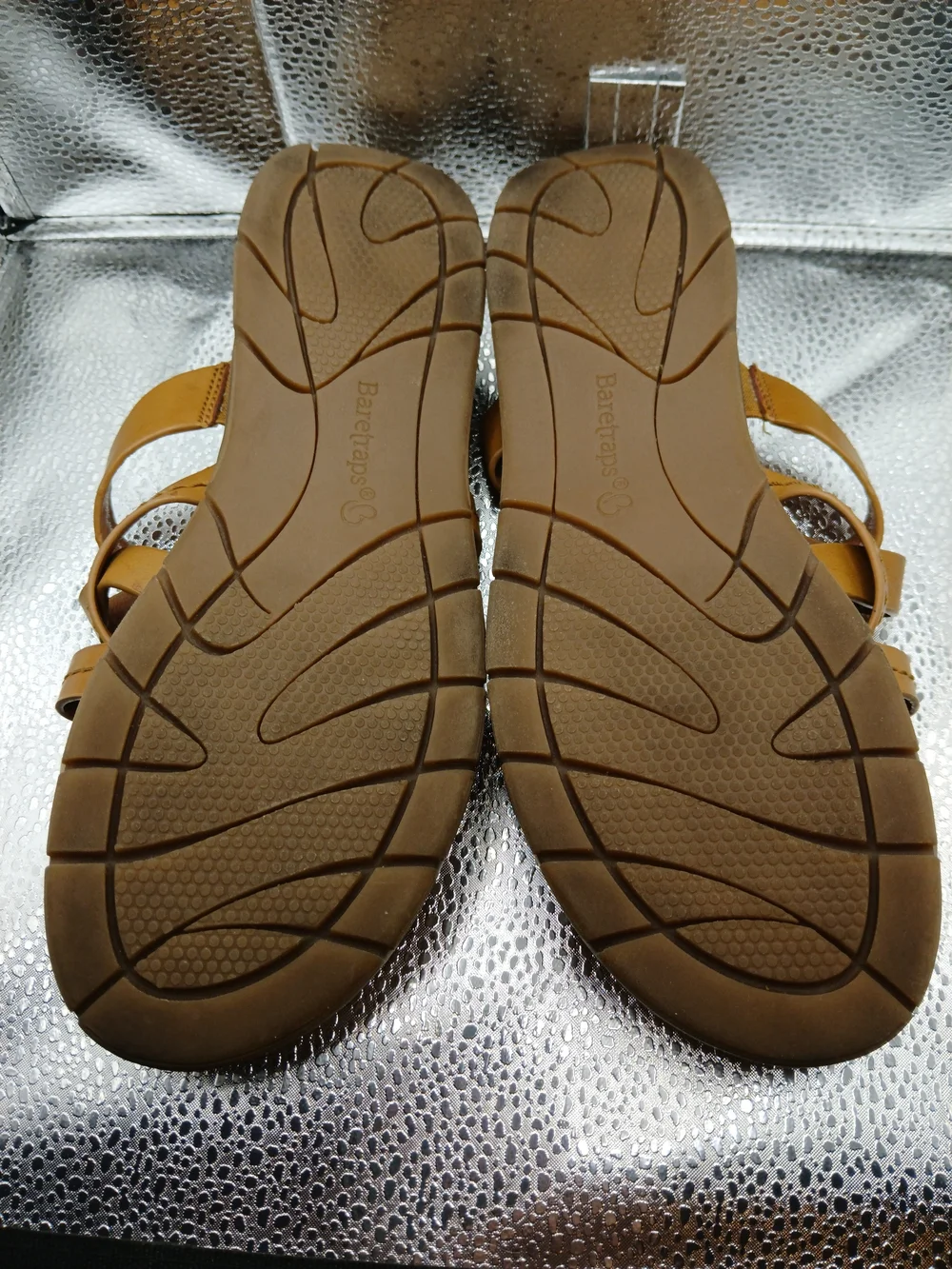 BareTraps casual slide